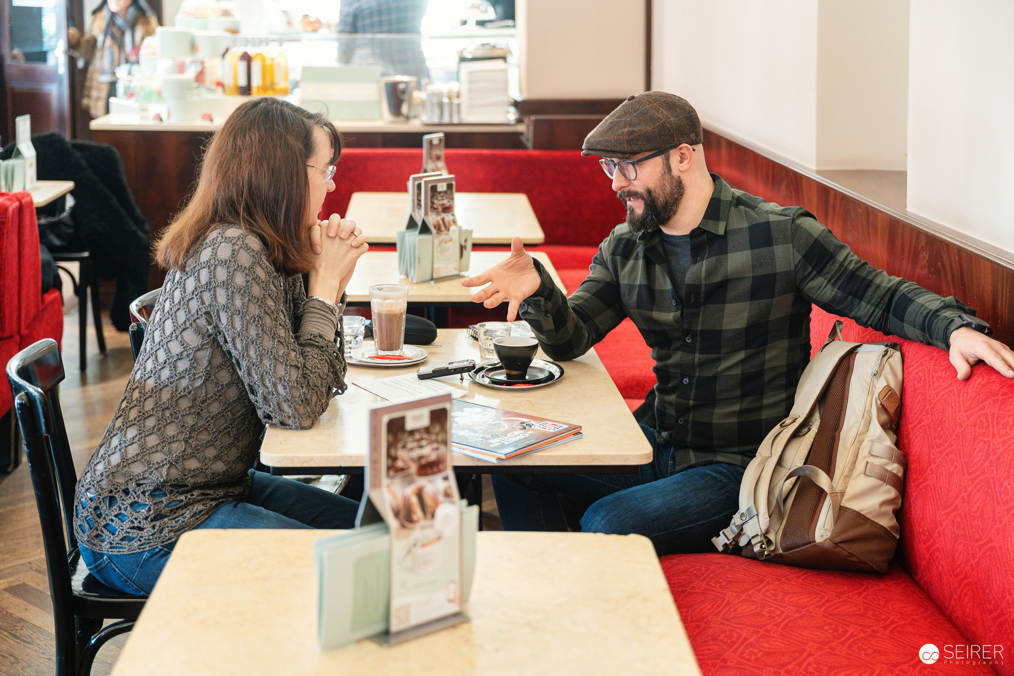 Interview Falk Zapf Holzapfel im Cafe Museum