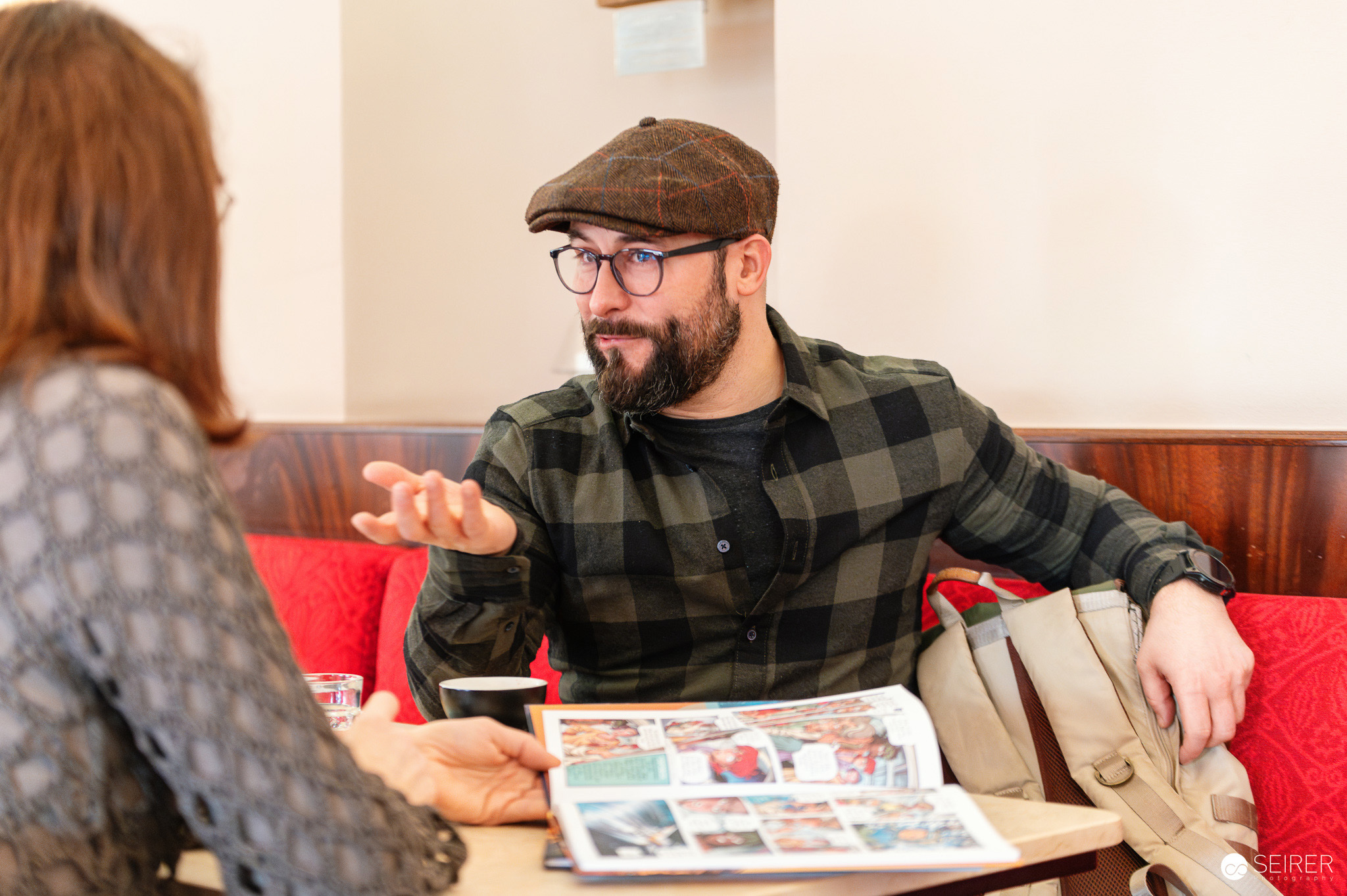 Interview Falk Zapf Holzapfel im Cafe Museum