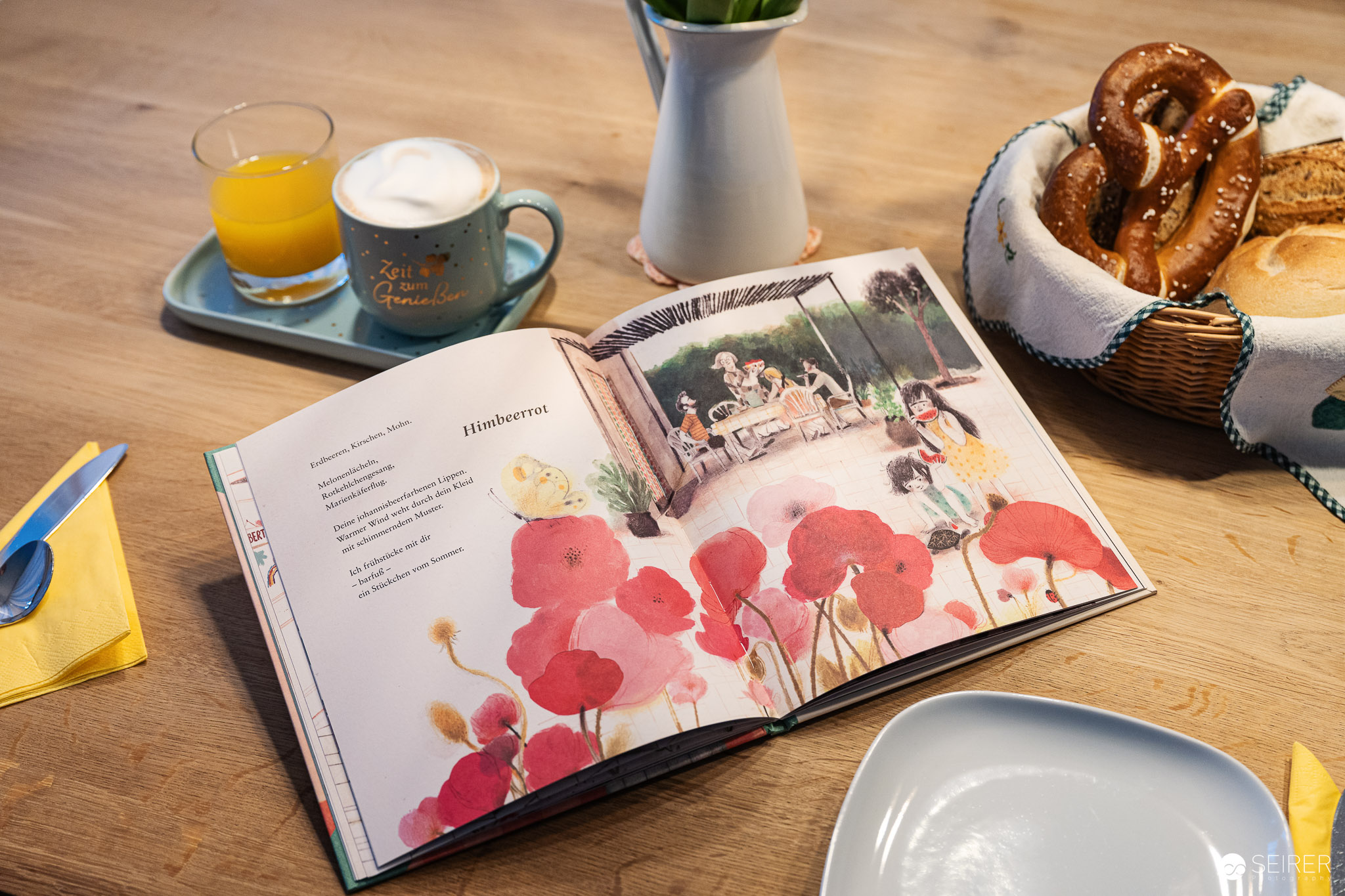 Alicia Bululú & Raquel Catalina: Frühstücken